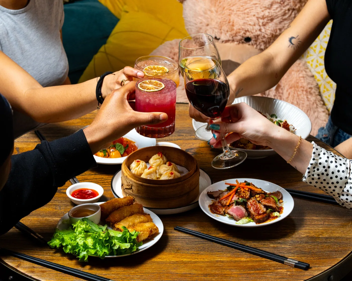 Mogador : bistrot asiatique chic, cocktails et dim sum à partager